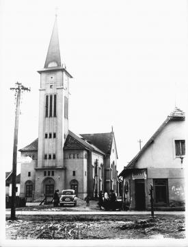 Evanjelický kostol z roku 1960 Evanjelický kostol z roku 1960