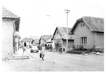 Hlavná ulica smerom na západ - r.1968 Hlavná ulica smerom na západ - r.1968