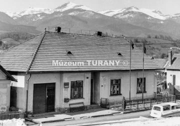 MNV - druhá budova a pošta - r.1967 MNV - druhá budova a pošta - r.1967