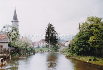 Pohľad od lavice pri Beňov nadol - r.1975 Pohľad od lavice pri Beňov nadol - r.1975