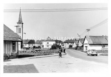 ul.Osloboditeľov na západ - r.1987 ul.Osloboditeľov na západ - r.1987